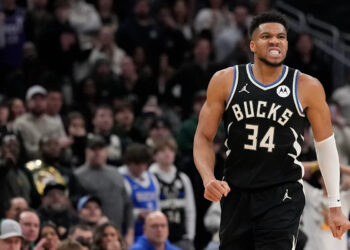 Giannis Trade SHOCKER: Bucks Ready to Deal MVP Legend!