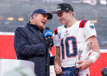 Patriots & Seahawks STUN NFL: Super Bowl 60 Epic Clash!