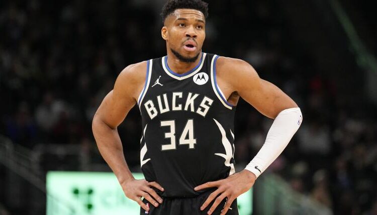 Warriors Plotting Giannis Blockbuster After Butler Disaster?!