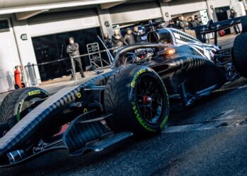 Cadillac HIDES F1 Car in Times Square – Super Bowl Shock Incoming!
