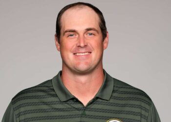 Eagles' SHOCKING Gamble: Rookie OC to Fix Broken Offense!