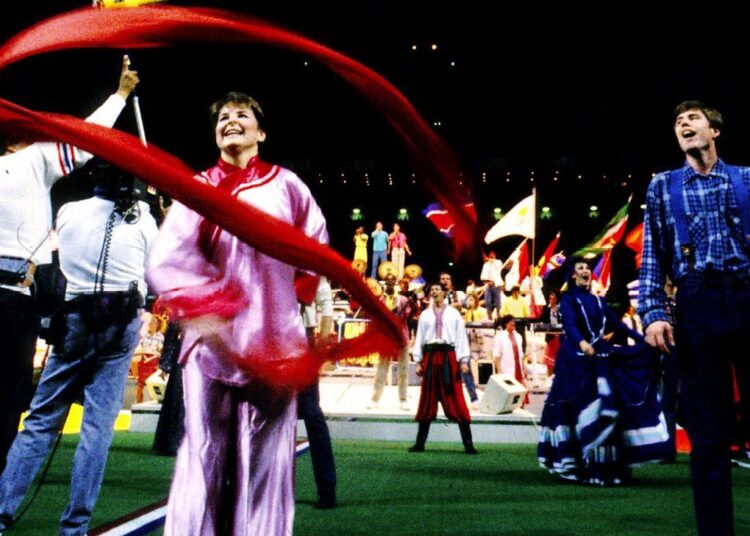 Trump Rages at Bad Bunny Super Bowl Gig – Halftime War Erupts!