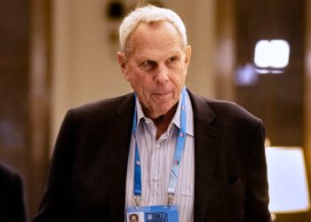 NFL Scandal Explodes: Giants Owner's 400+ Epstein Links!