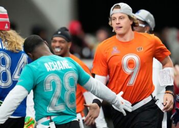 NFC Obliterates AFC in Wild 66-52 Pro Bowl Scorcher!