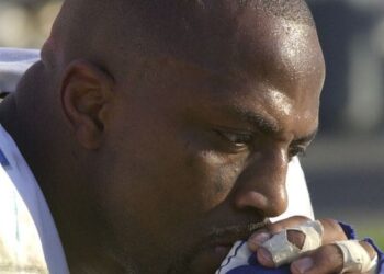 Lions Sack Legend Tracy Scroggins Dead at 56 – Heartbreak Hits Detroit