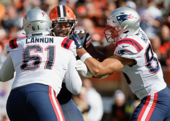 Exposed: NFL's Secret Chip Block Crushing Elite Rushers!