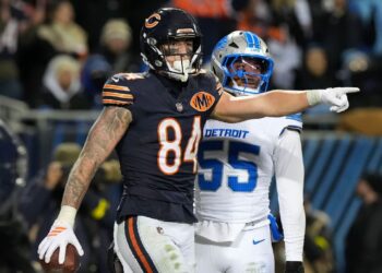 Bears' Draft Heist: Loveland's EPIC Rookie Explosion Shocks NFL!