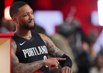 Injured Lillard SHOCKS NBA with Record-Tying 3-Point Crown!