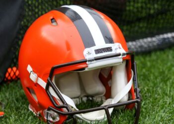 Schwartz Snubbed & Gone: Browns Gamble on Rookie DC!