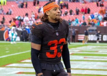 NFL Star Ronnie Hickman Brutally Assaulted in NYC Hotel!