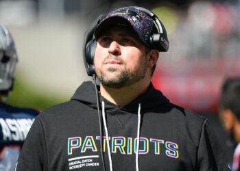 Patriots' Shocking Rise: Unknown Coach Saves Defense, Earns Dream Job!
